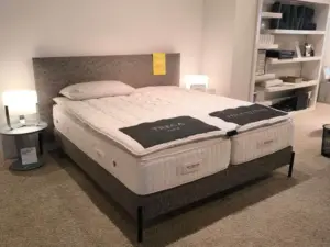Boxspringbett Treca Victoire 180x200 cm mit Matratzen