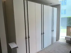 Schlafzimmer - Kleiderschrank, Kommode & Nachtkästchen Weiss